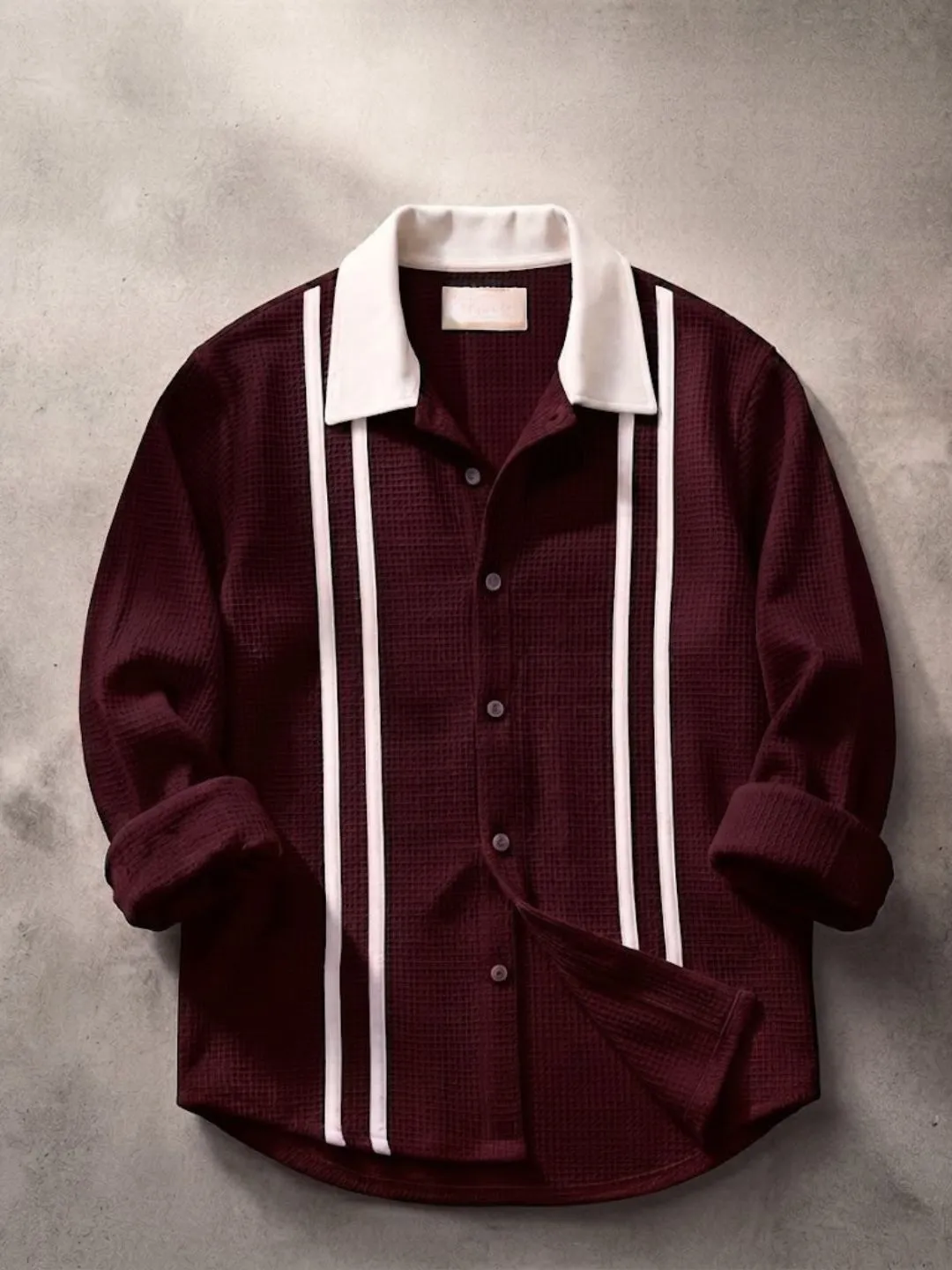 Men's Long-Sleeve Waffle Knit Button-Down Shirt with Contrast Collar and Vertical Stripes