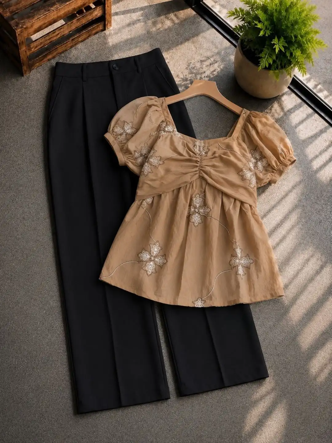 Women's Short Puff-Sleeve Embroidered Peplum Top with High-Waisted Tailored Trousers Set